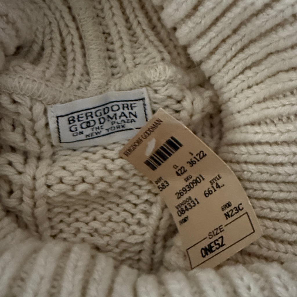 Nwt Bergdorf Goodman On The Plaza Vintage Cream Cable Knit Turtleneck Sweater M — image 6 of 7